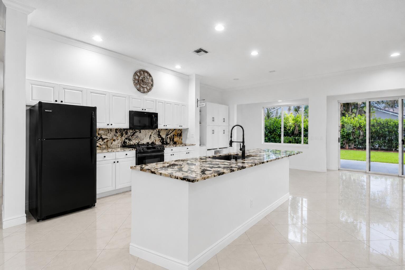 8914 Brittany Lakes Drive — photo 5
