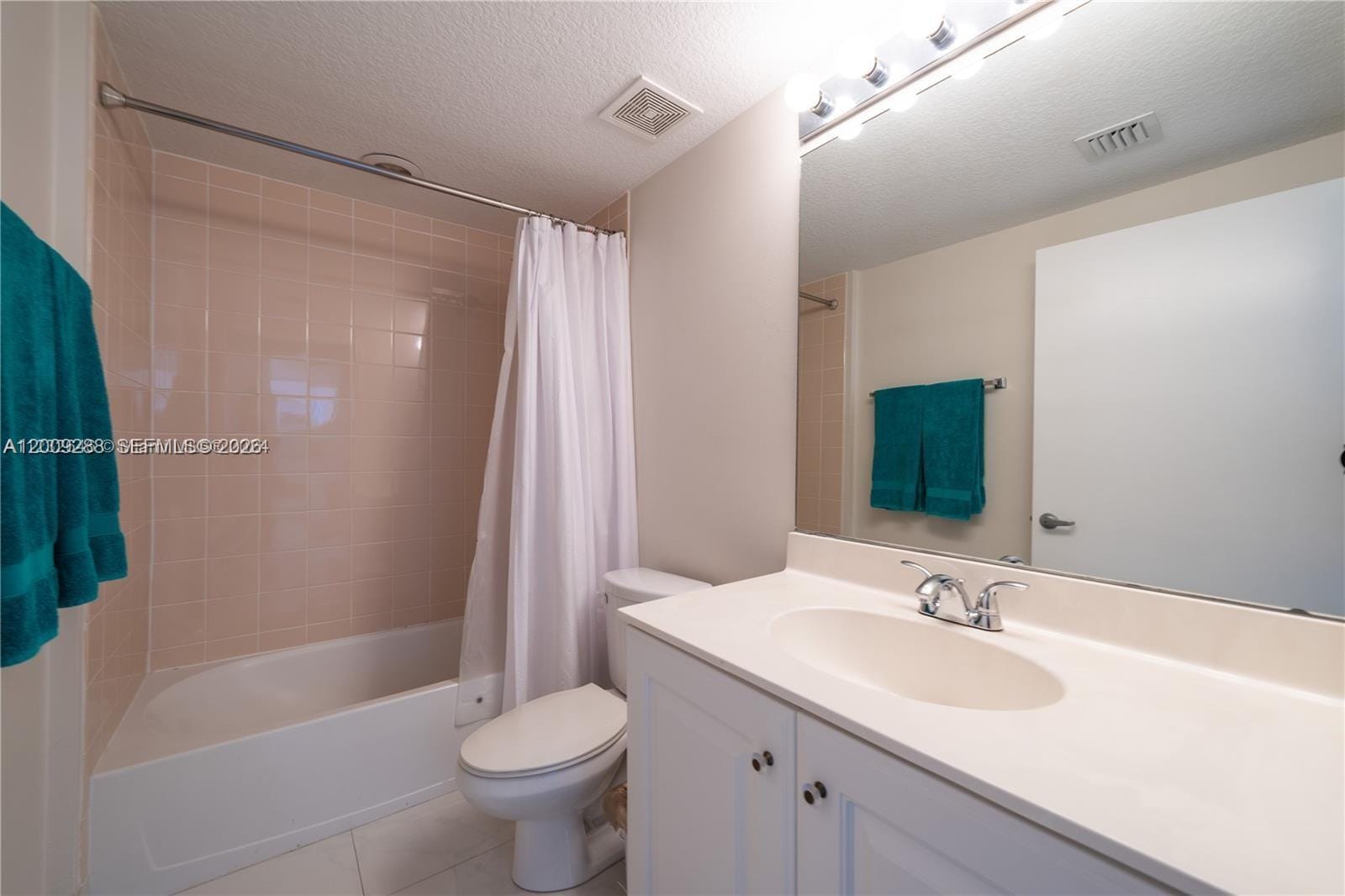 18100 N Bay Road 504, Sunny Isles Beach, FL 33160 photo 17