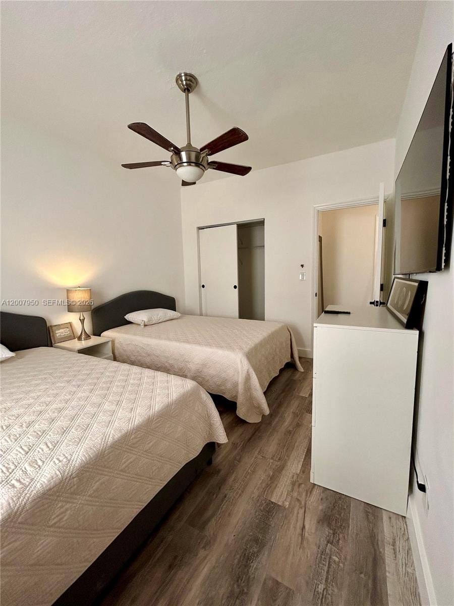 215 30th Street 17, Miami Beach, FL 33140 photo 3
