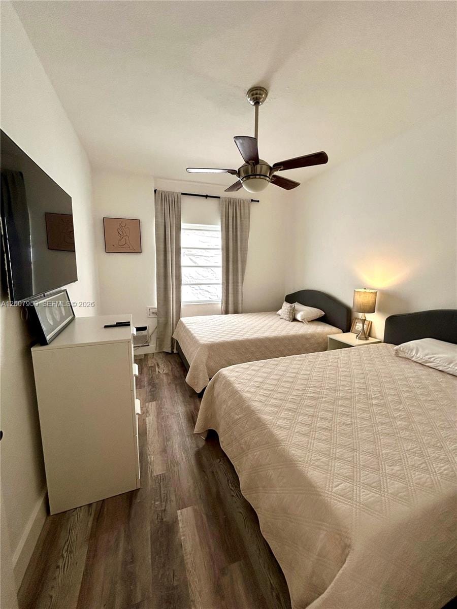 215 30th Street 17, Miami Beach, FL 33140 photo 5