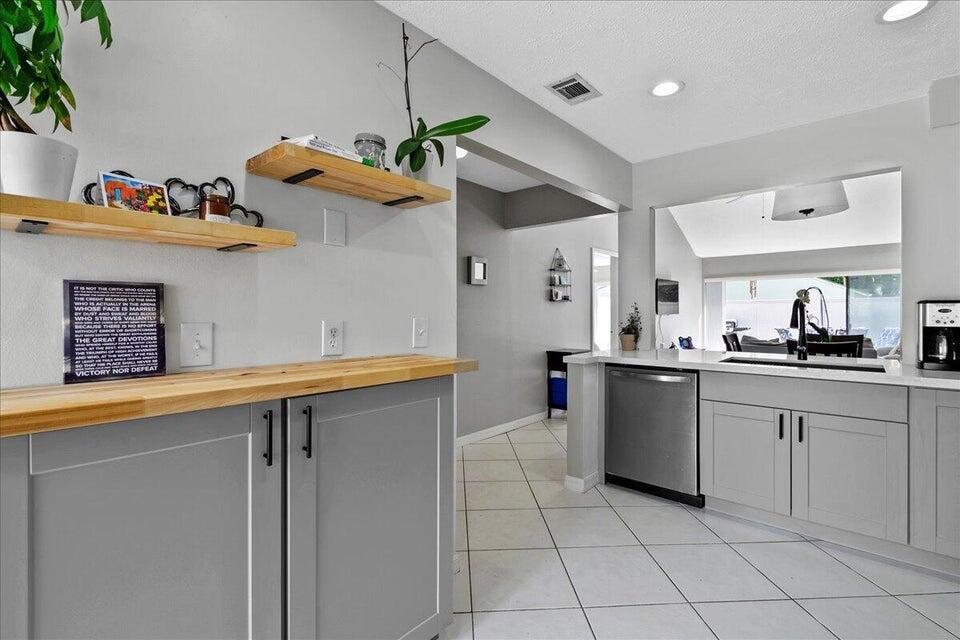 12875 Spinnaker Lane, Wellington, FL 33414, Wellington