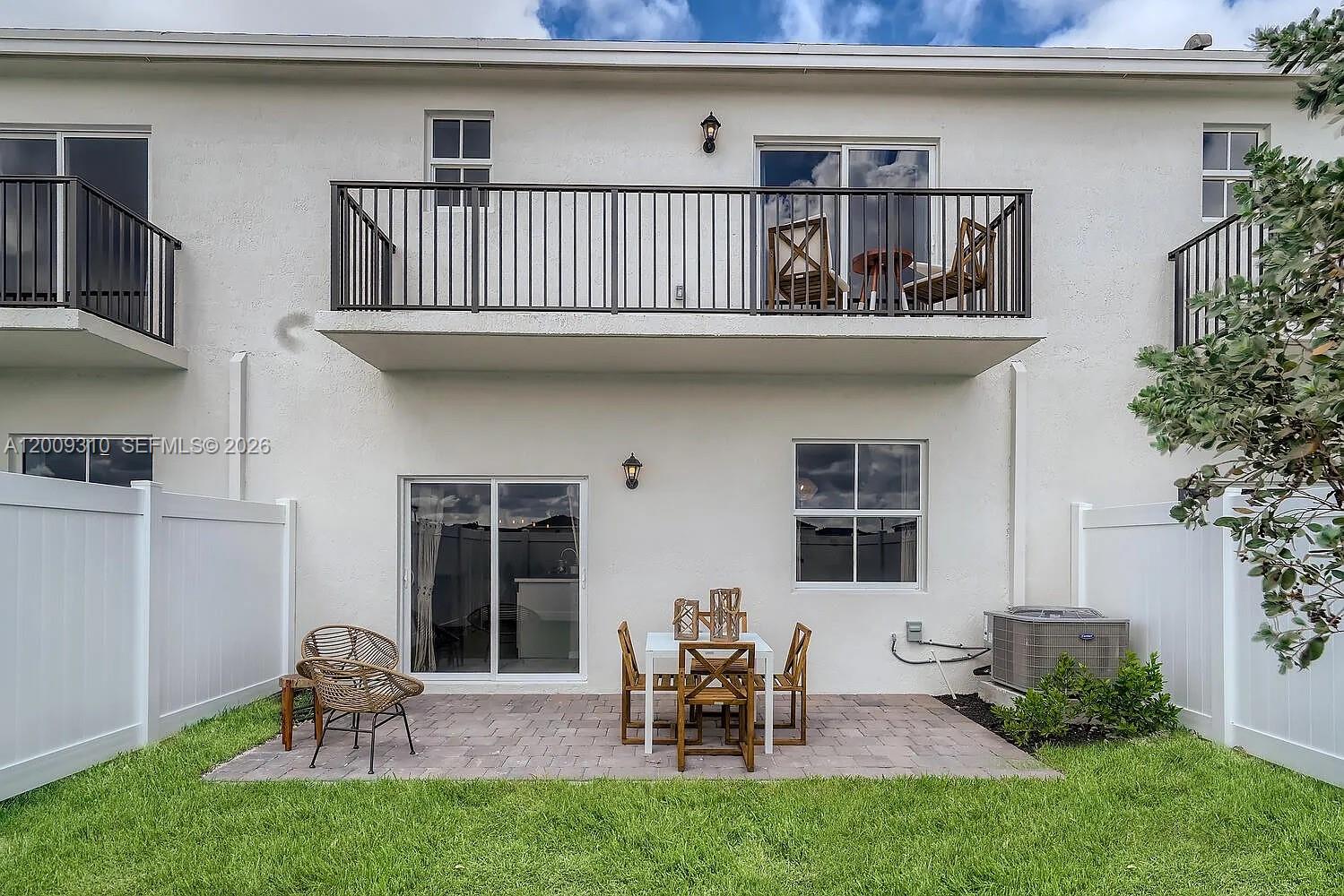 1676 SE 8th Avenue, Homestead, FL 33034, Homestead