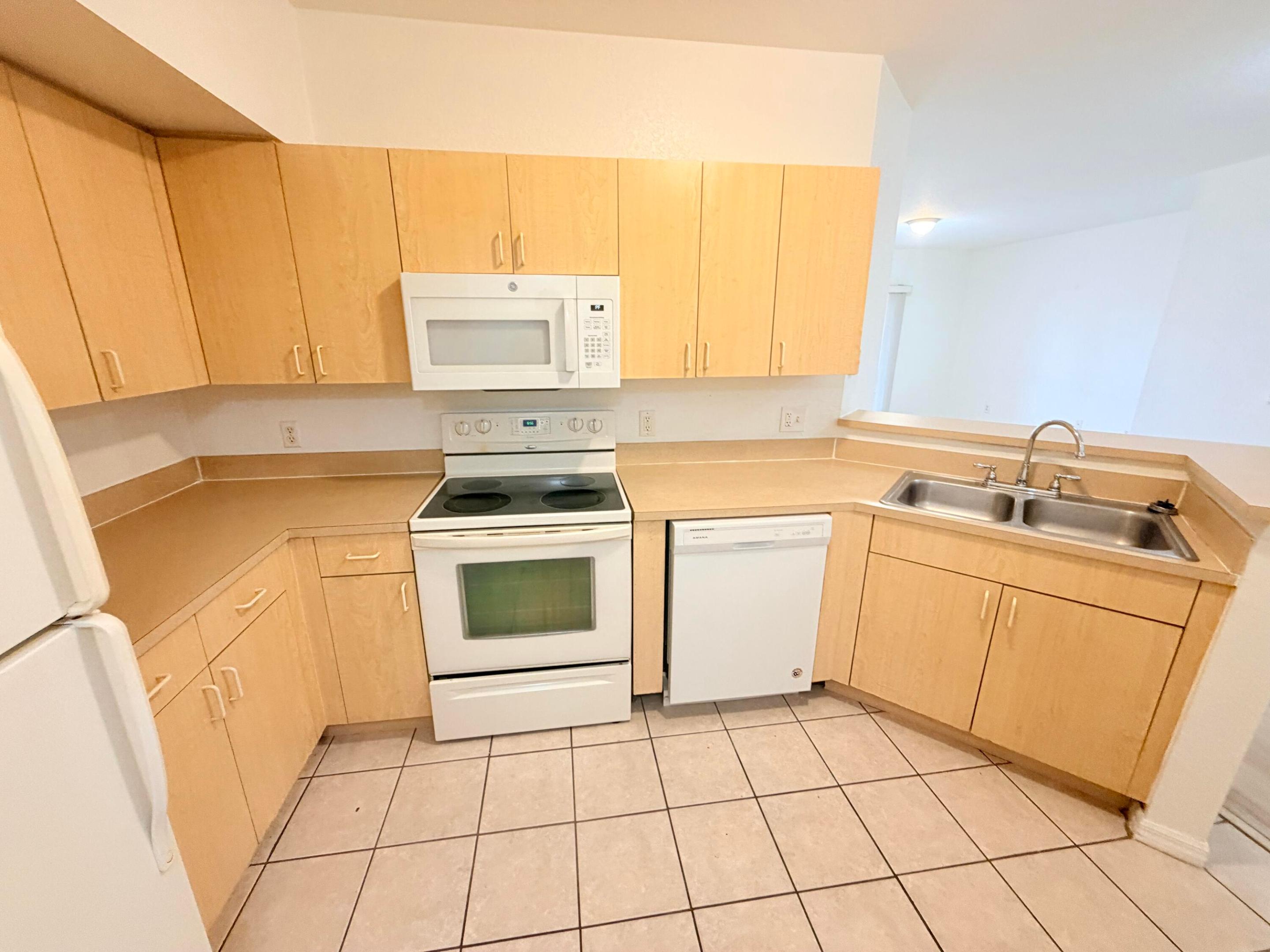 1302 Belmont Lane 1302, North Lauderdale, FL 33068, North Lauderdale