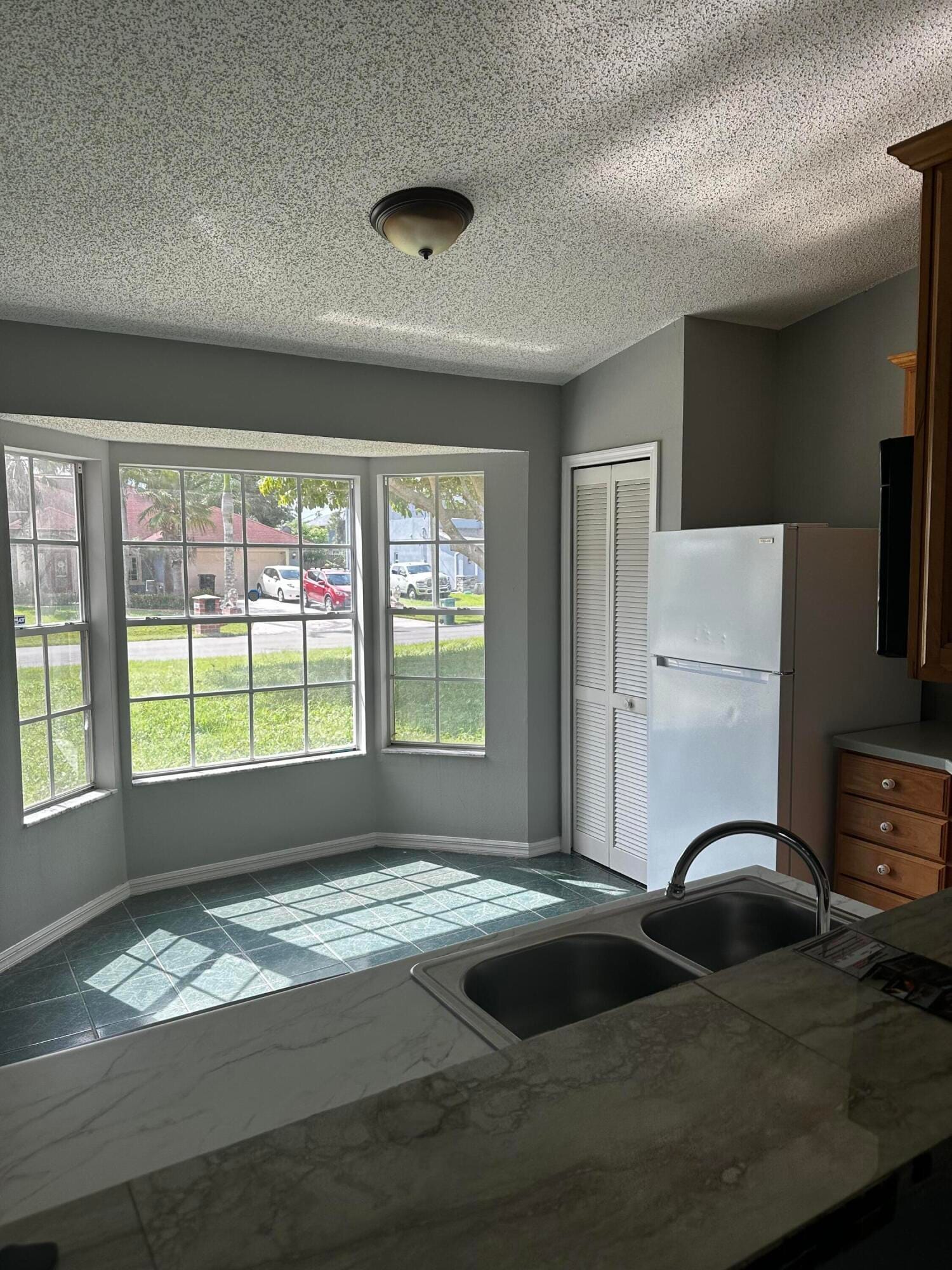 1021 SW Dubois Avenue — photo 5