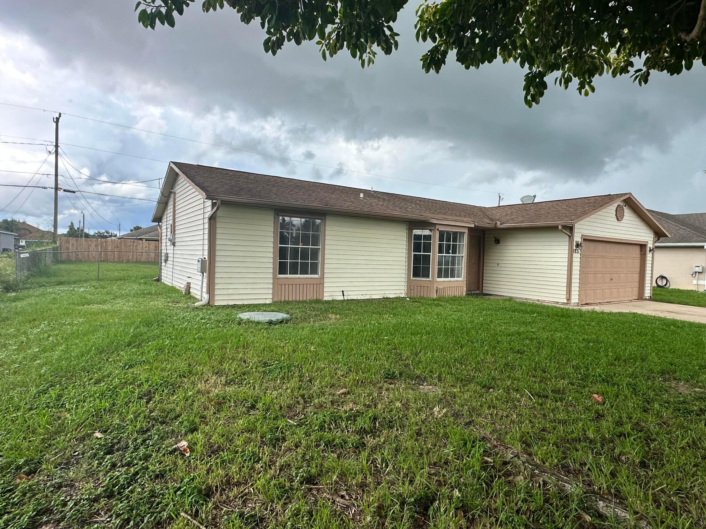1021 SW Dubois Avenue, Port St. Lucie, FL 34953, Port St Lucie