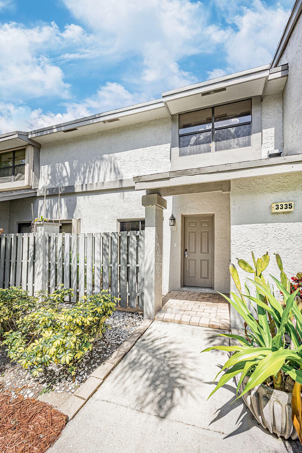3335 Carambola Circle S — photo 2