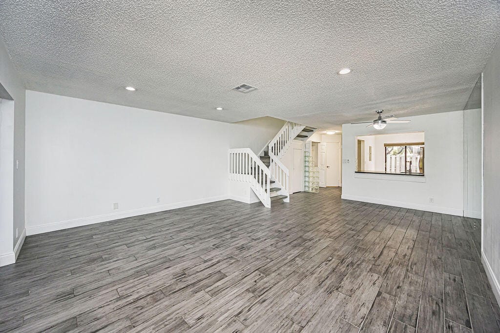 3335 Carambola Circle S — photo 10