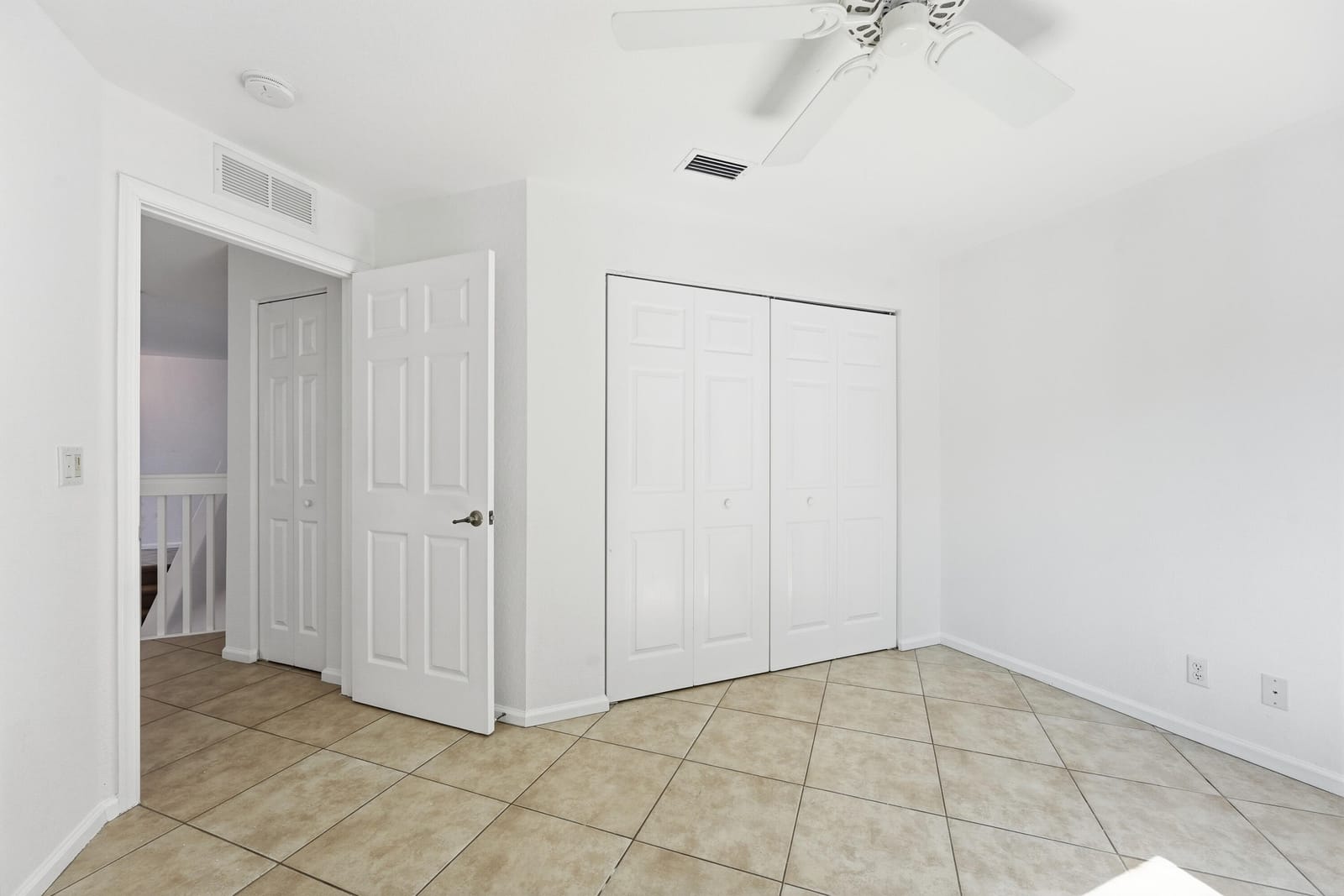1275 Rosegate Boulevard, Riviera Beach, FL 33404 photo 21