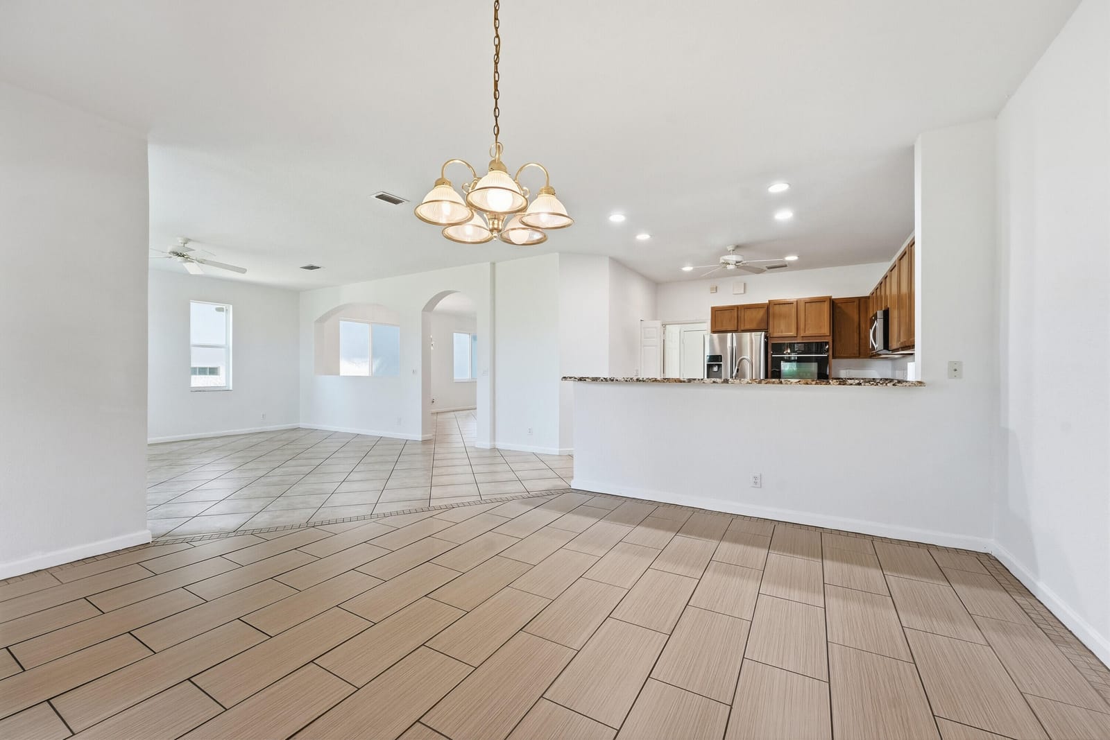 1275 Rosegate Boulevard, Riviera Beach, FL 33404 photo 10
