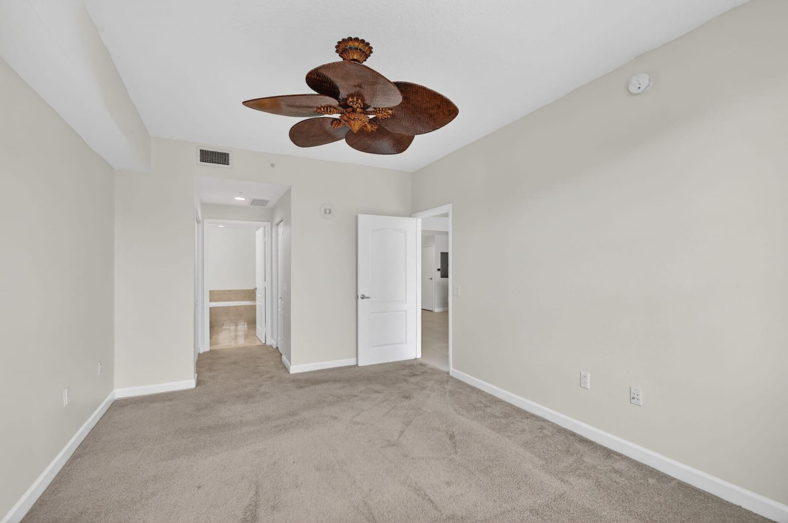 410 Evernia Street 630, West Palm Beach, FL 33401 photo 25