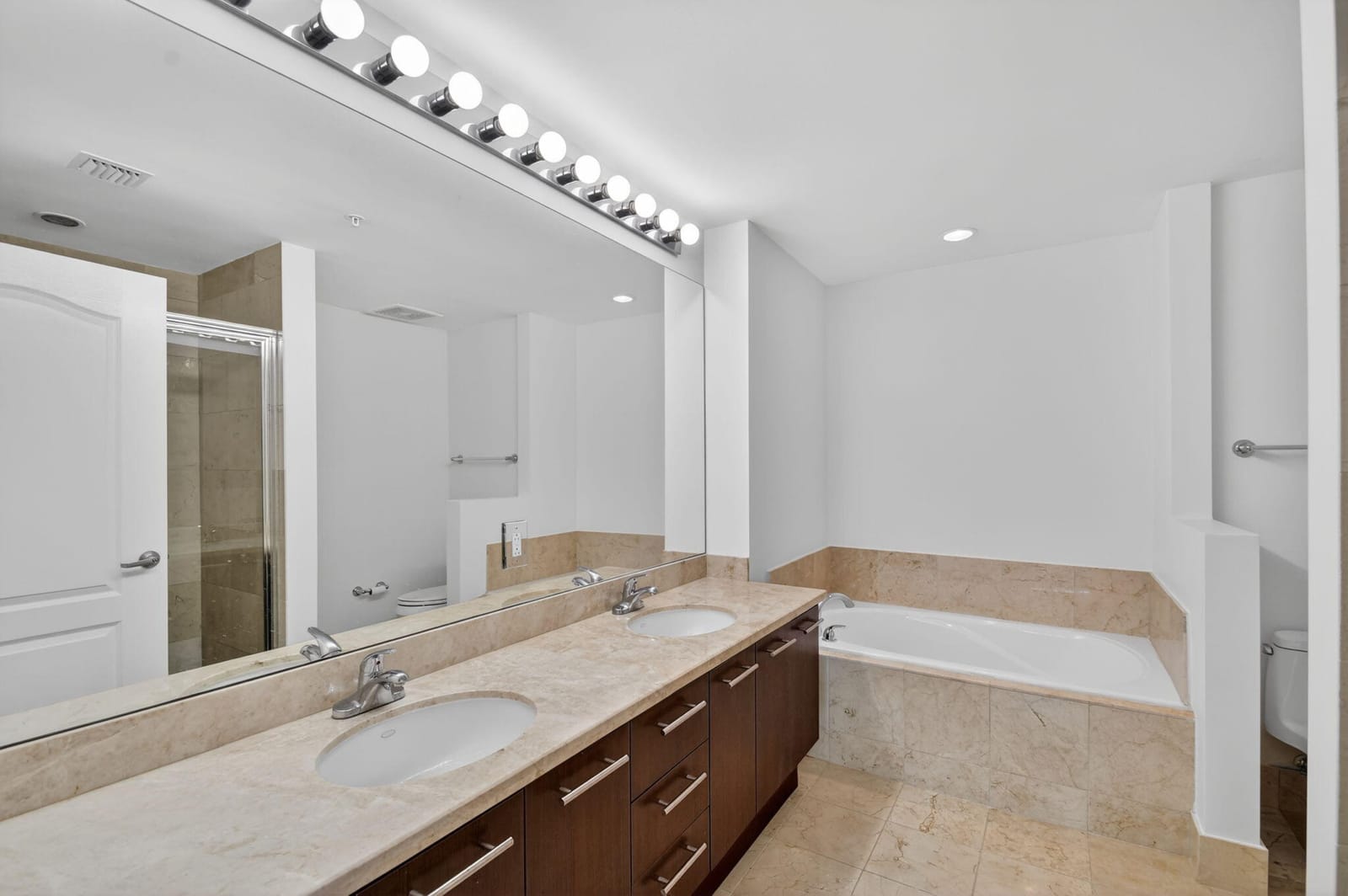410 Evernia Street 630, West Palm Beach, FL 33401 photo 26
