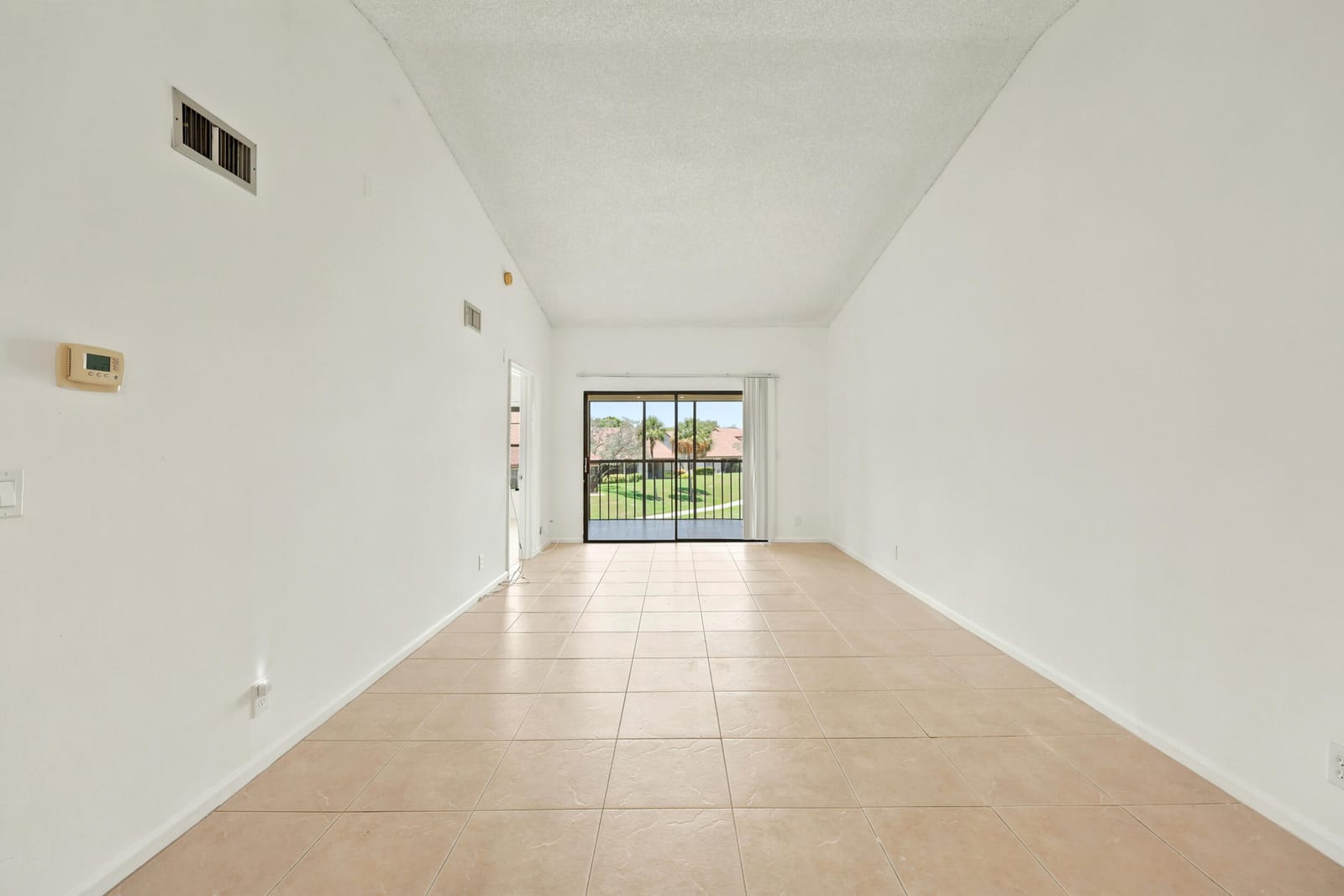 2600 Greenwood Terrace G201 — photo 3