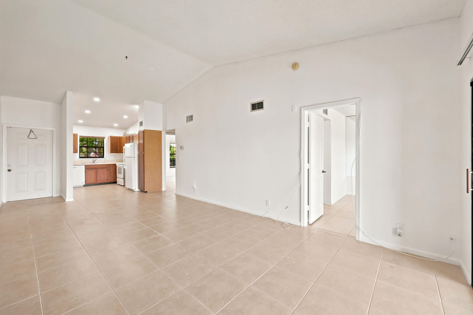 2600 Greenwood Terrace G201 — photo 5