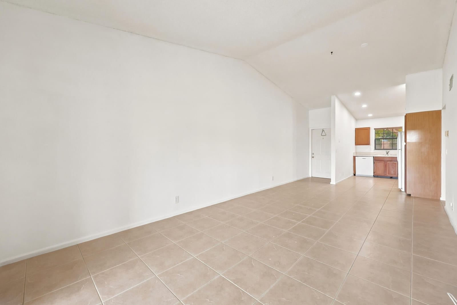 2600 Greenwood Terrace G201 — photo 8