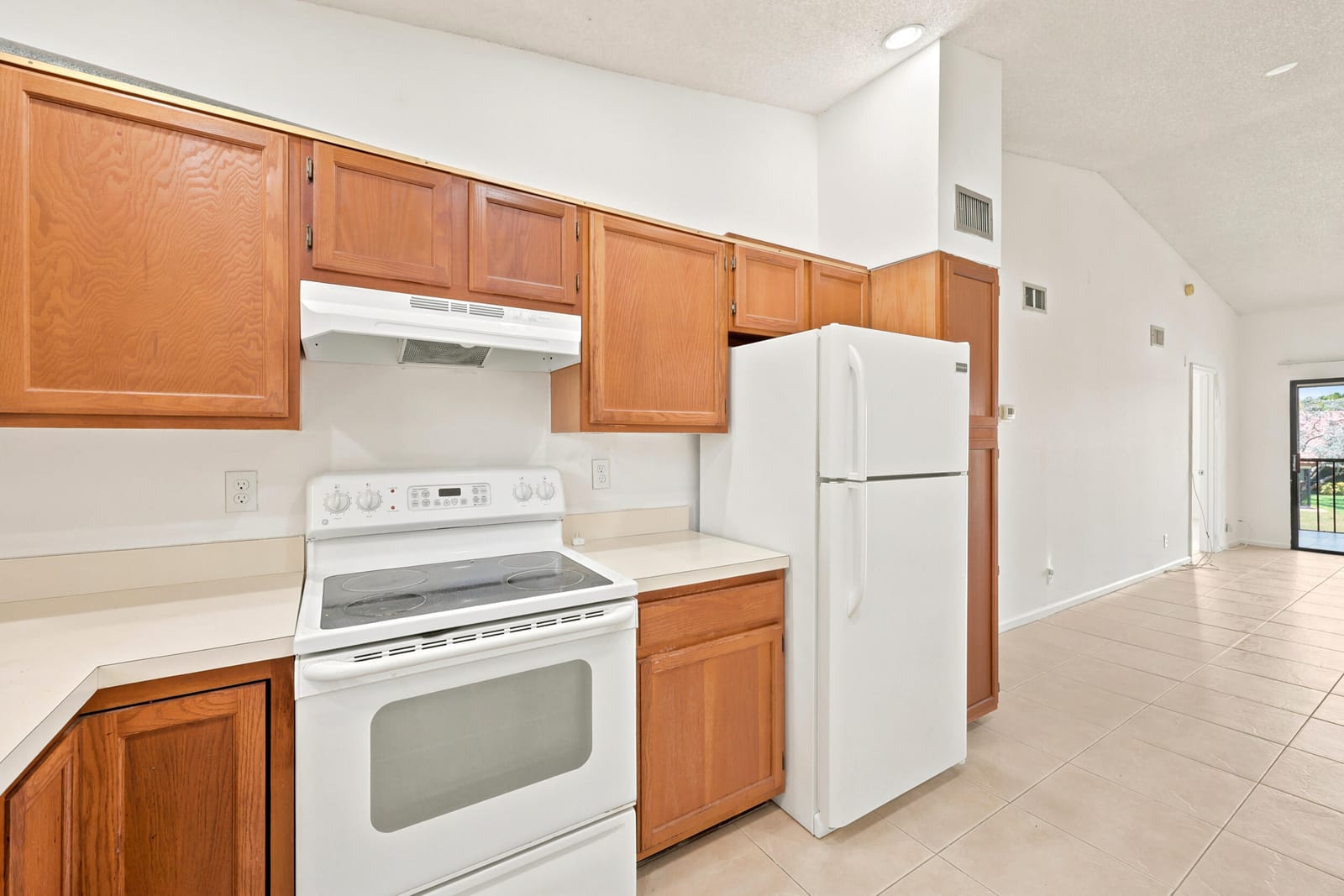 2600 Greenwood Terrace G201 — photo 9