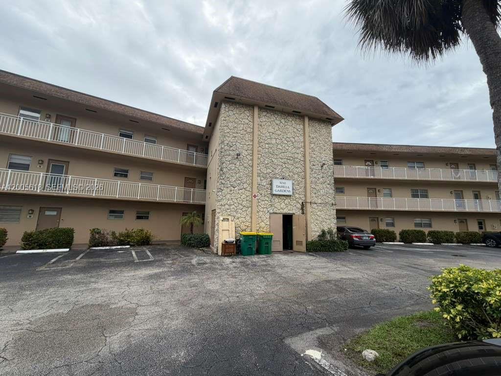 5041 W Oakland Park Boulevard 110, Lauderdale Lakes, FL 33313, Lauderdale Lakes