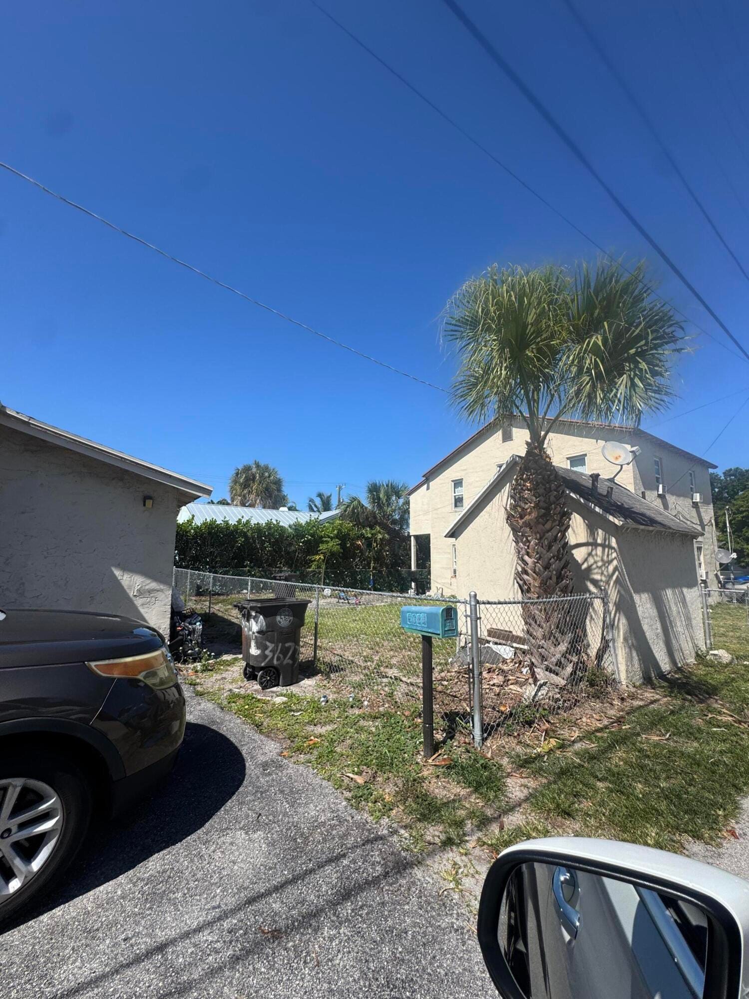 3621 Morton Avenue — photo 11