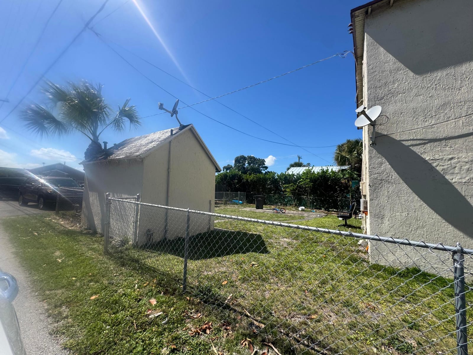 3621 Morton Avenue — photo 9