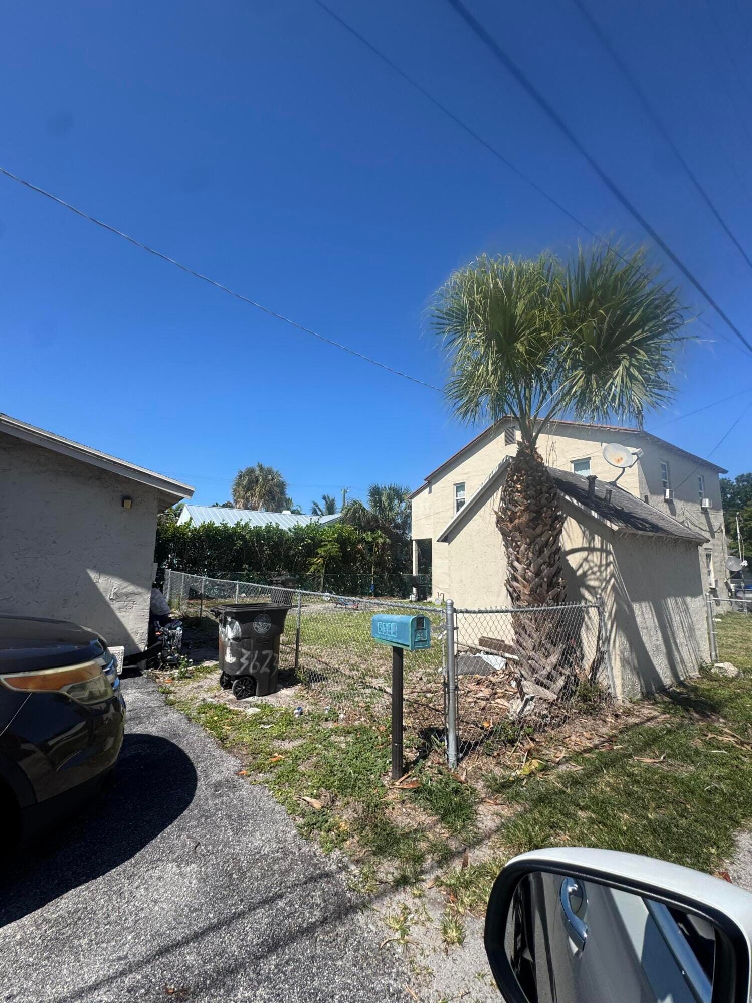 3621 Morton Avenue — photo 10