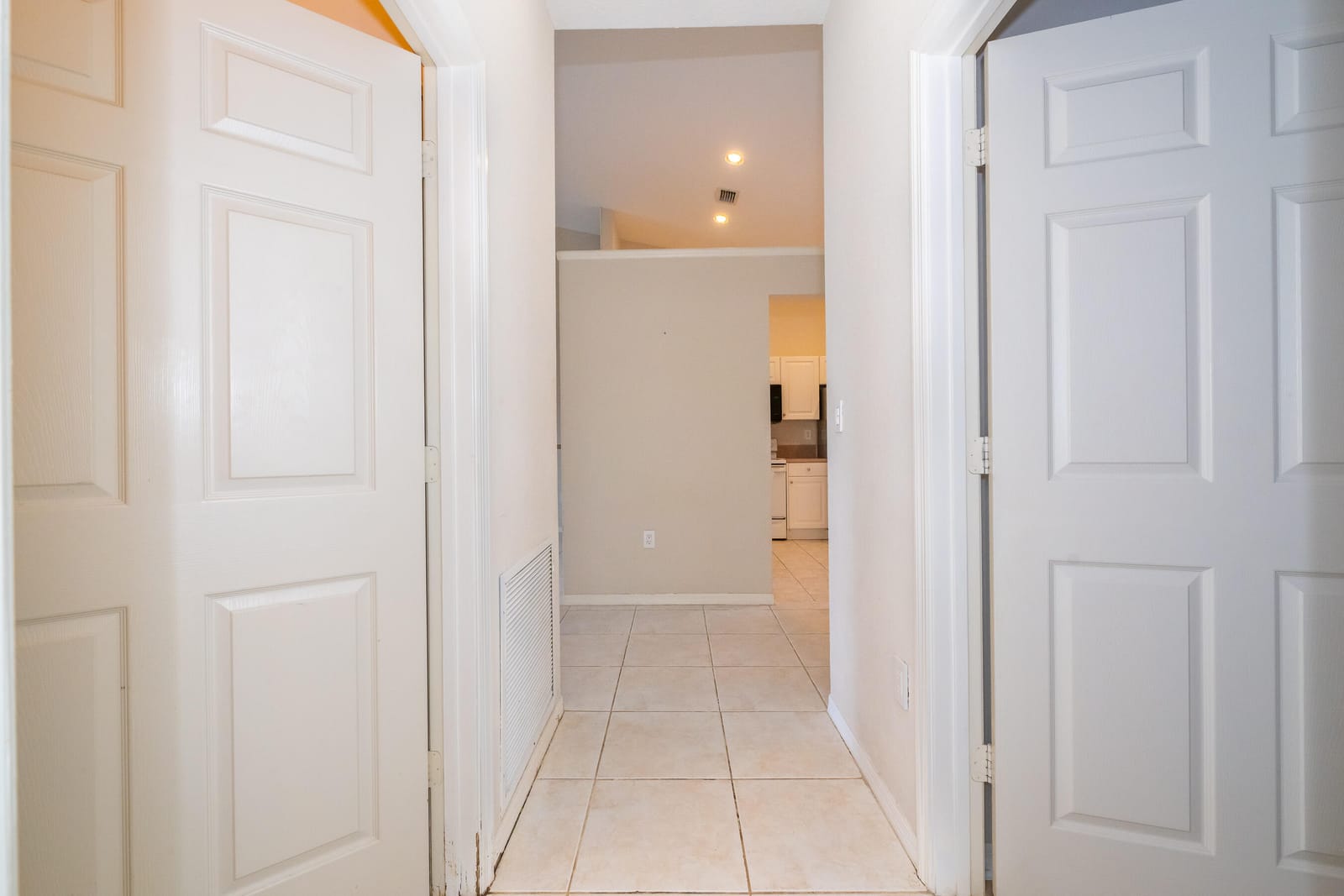 2590 E Aragon Boulevard 2 — photo 11