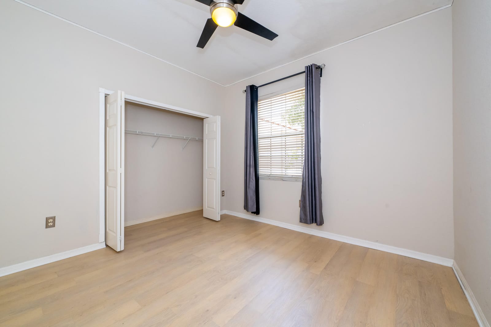 2590 E Aragon Boulevard 2 — photo 12
