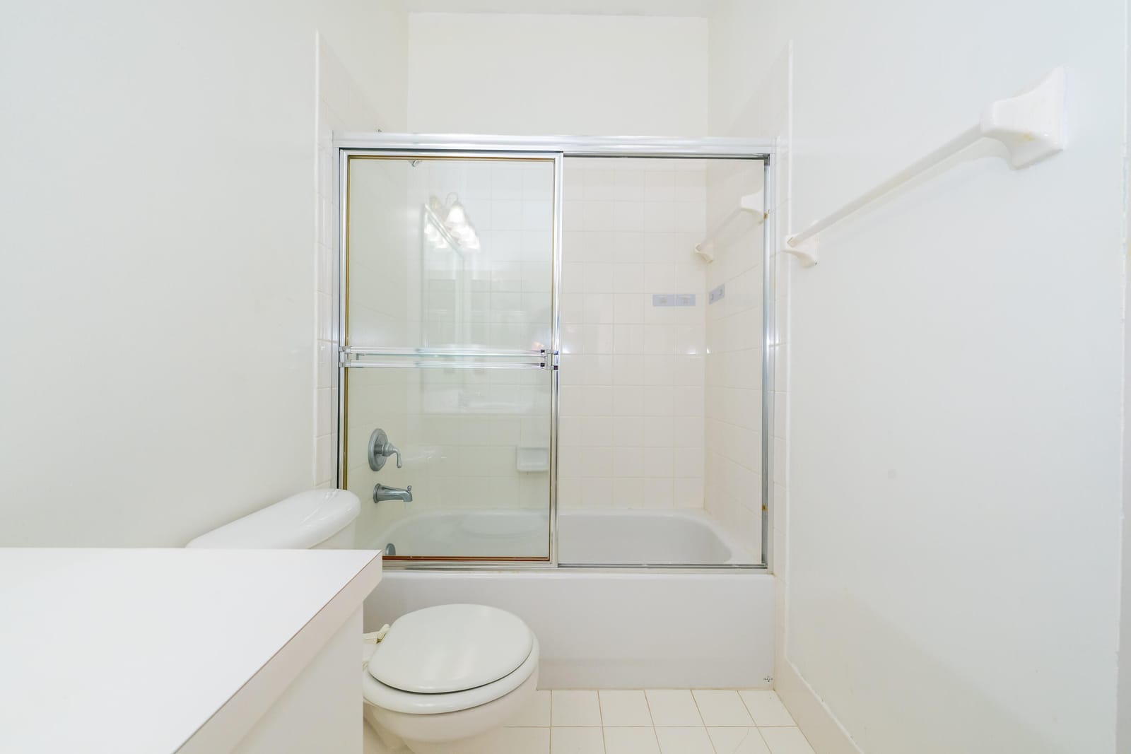 2590 E Aragon Boulevard 2, Sunrise, FL 33313 photo 15