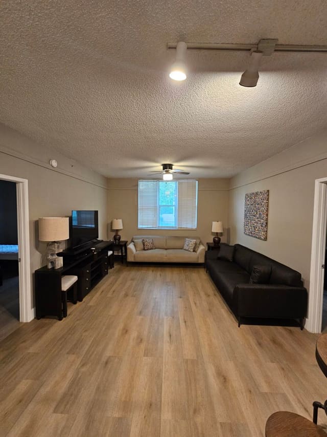 780 S Sapodilla Avenue 105, West Palm Beach, FL 33401