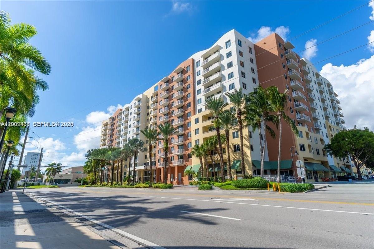 18800 NE 29th Avenue 302, Aventura, FL 33180, Aventura