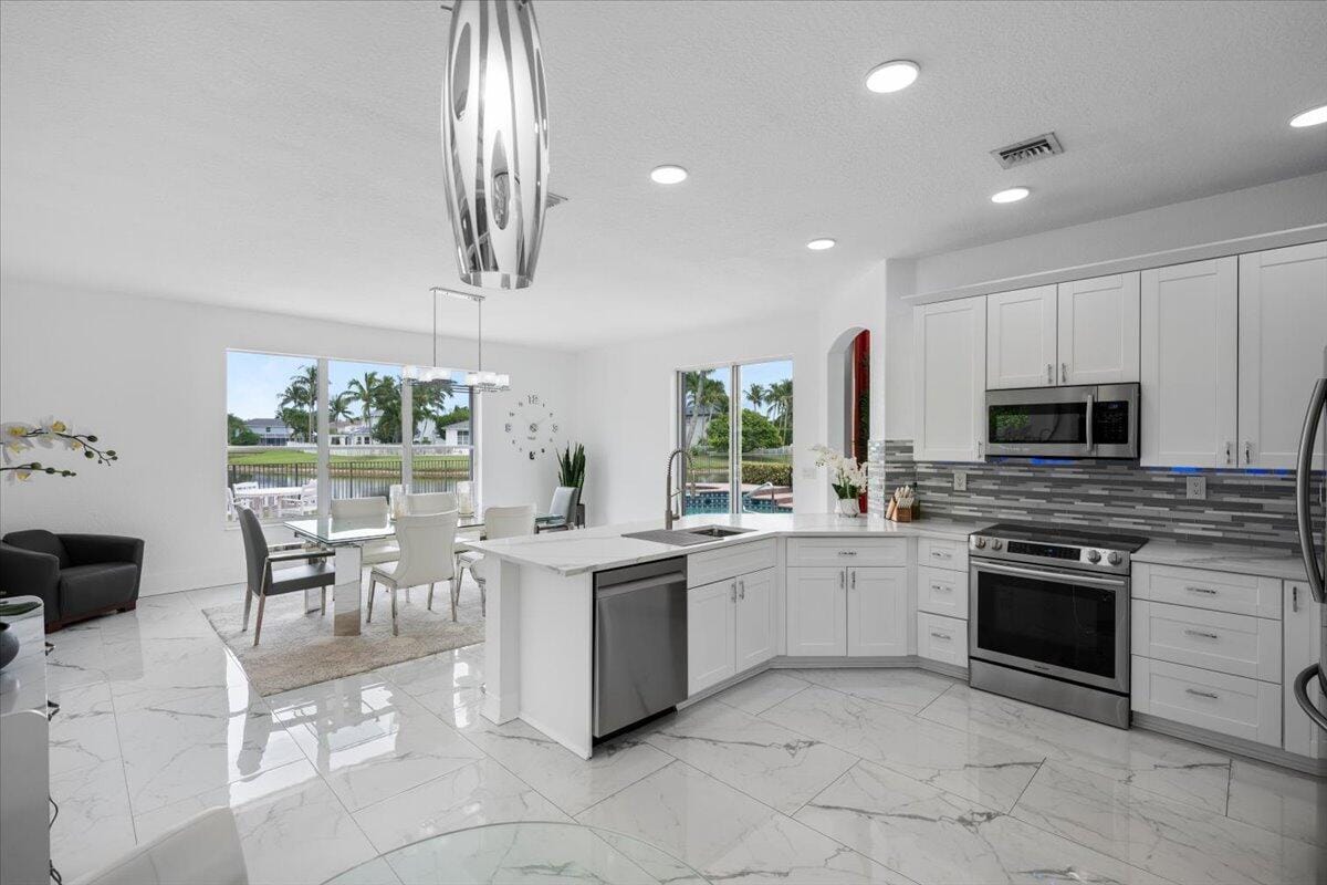 6445 Kirsten Way, Lake Worth, FL 33467 photo 7