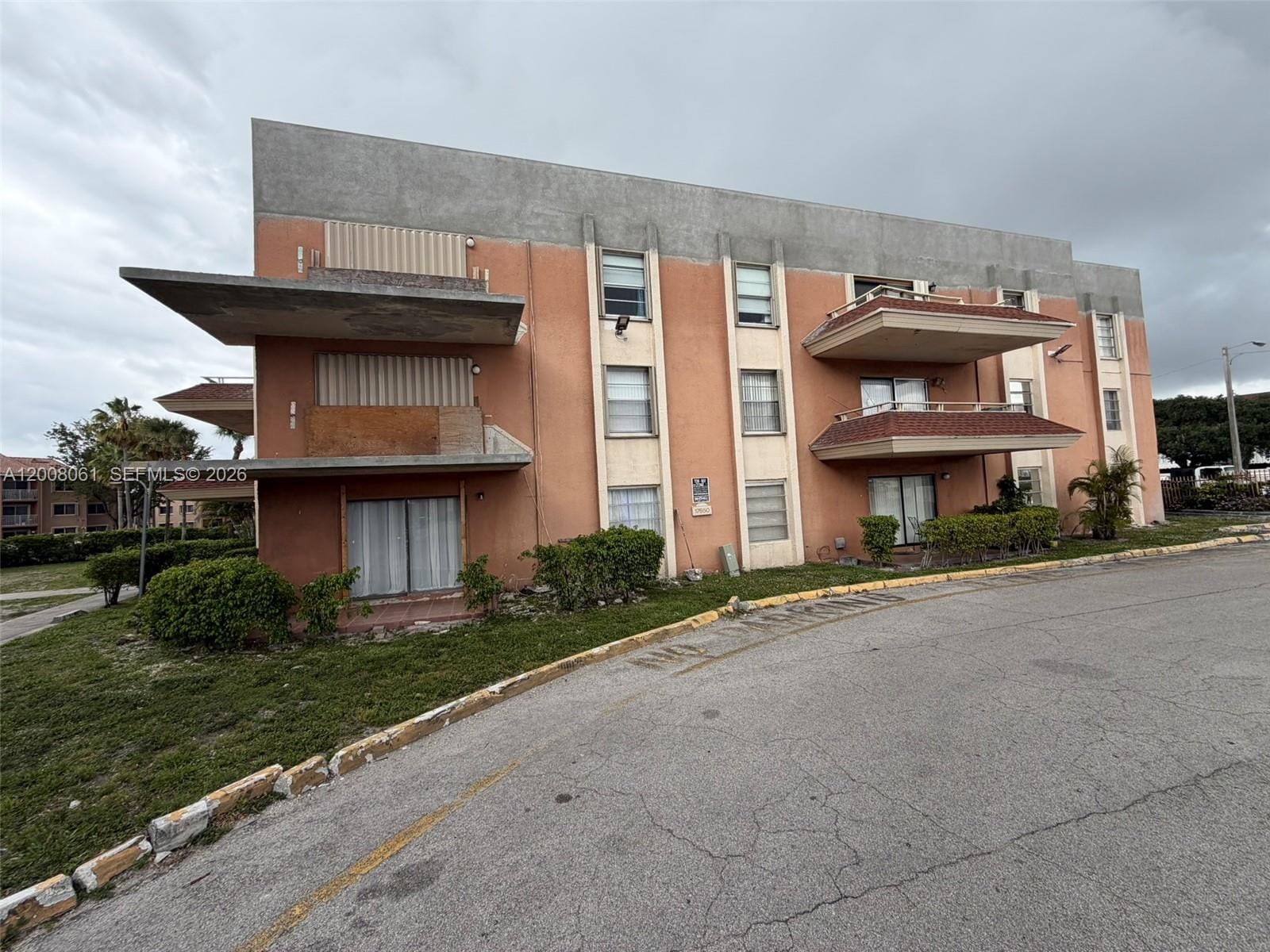 17650 NW 68th Avenue A2008 — photo 3