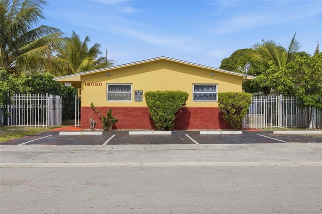 16030 NE 19th Place, sold in Fulford Heights, North Miami Beach, FL