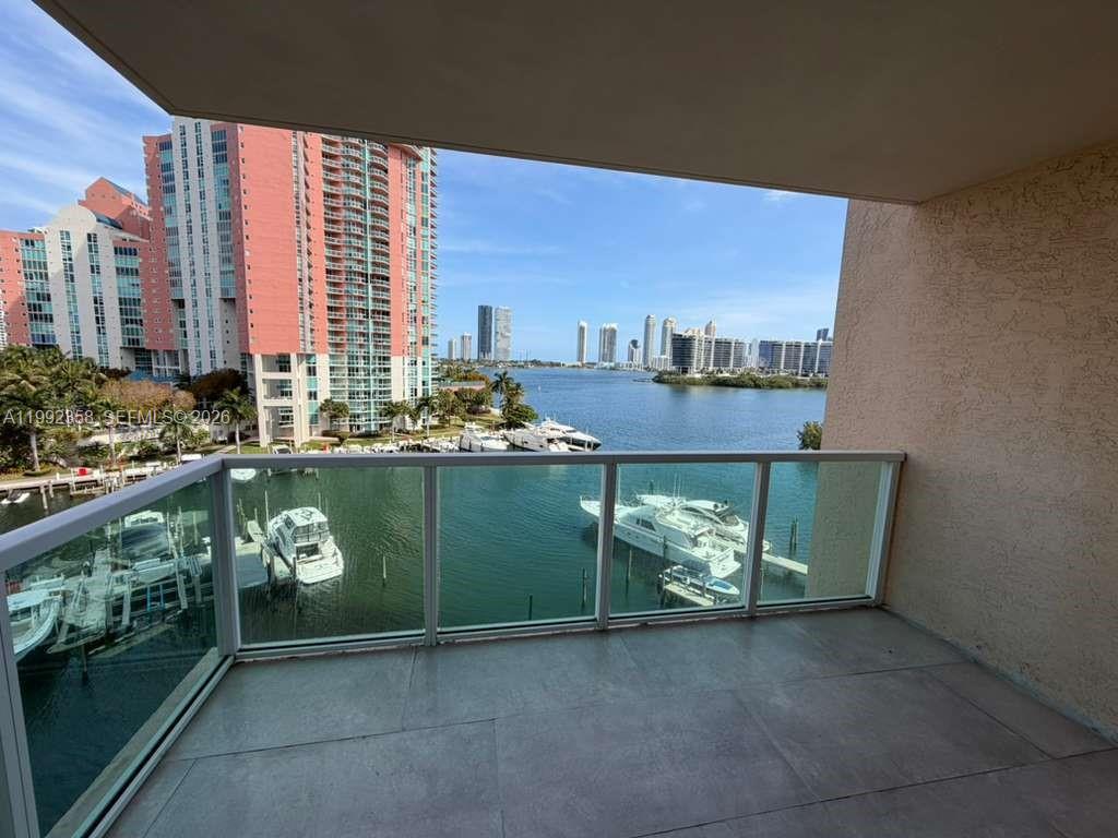 3330 NE 190th Street 710, Aventura, FL 33180, Aventura