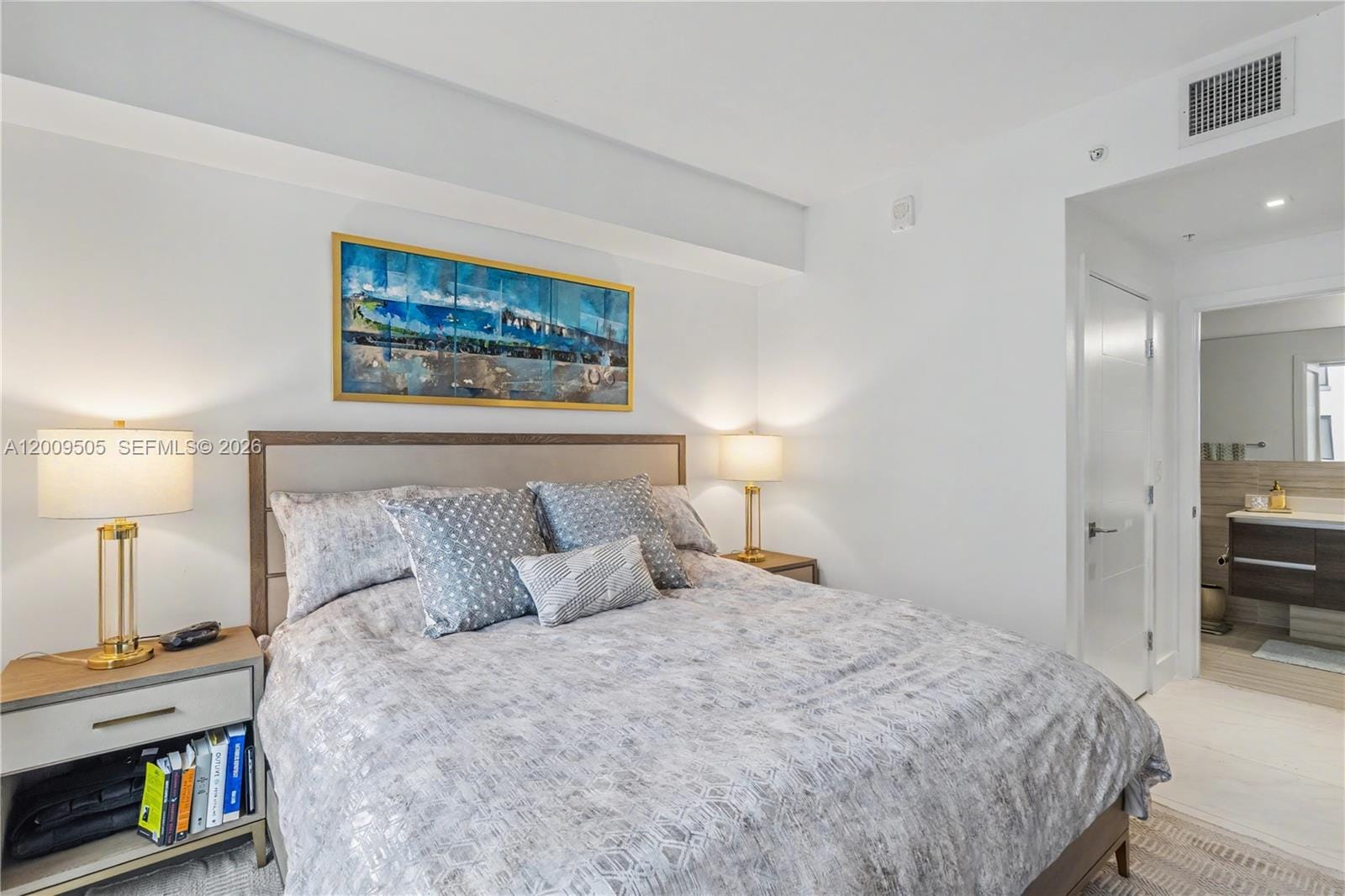 301 Altara Avenue 822, Coral Gables, FL 33146 photo 14