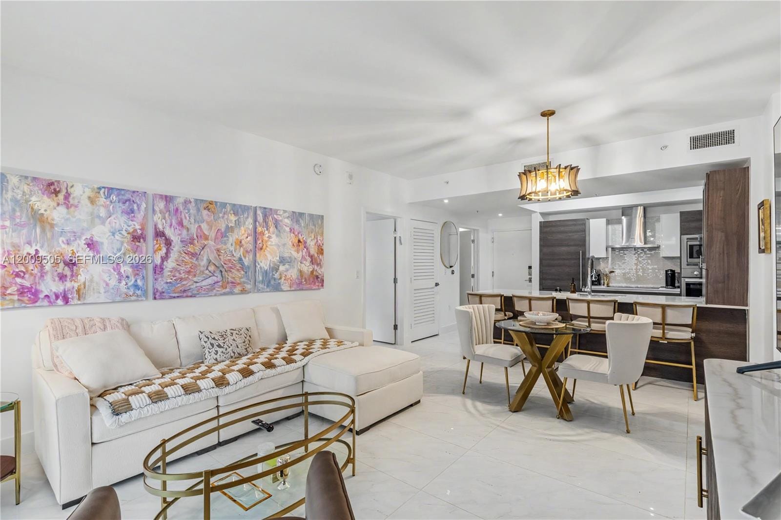 301 Altara Avenue 822 — photo 8