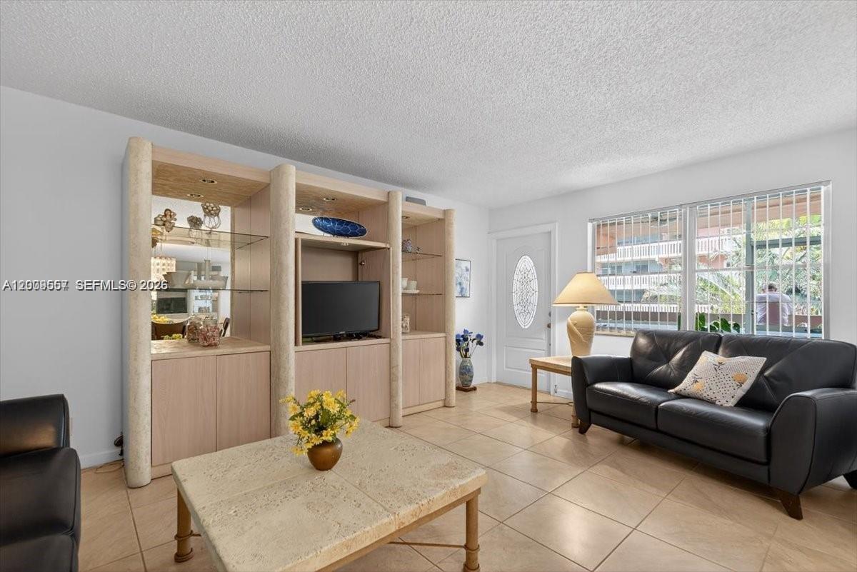180 NE 12th Avenue 15B, Hallandale Beach, FL 33009, Hallandale Beach