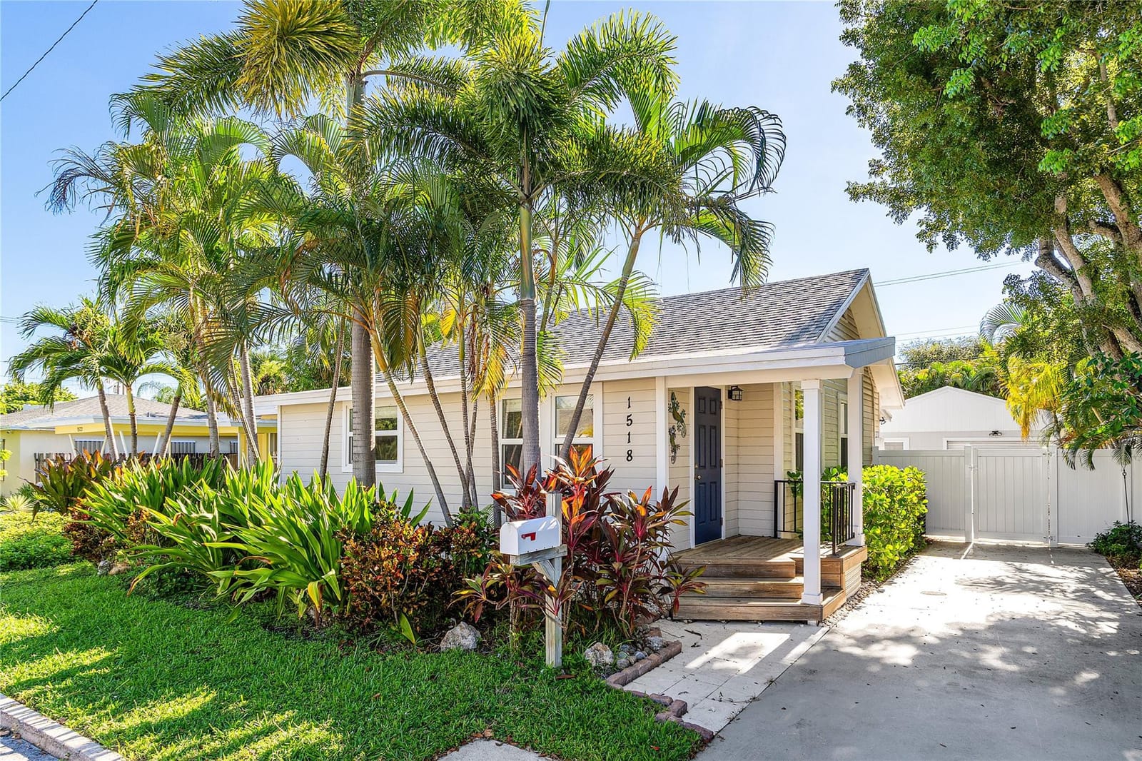 1518 N Ocean Breeze, Lake Worth Beach, FL 33460 photo 2