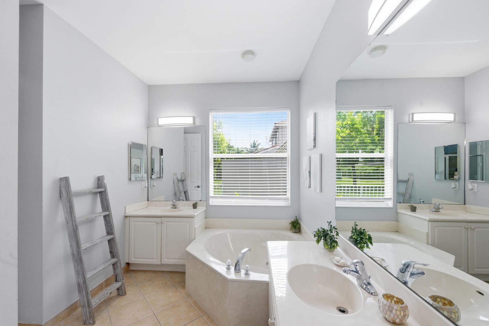 283 Mulberry Grove Road, West Palm Beach, FL 33411 photo 17