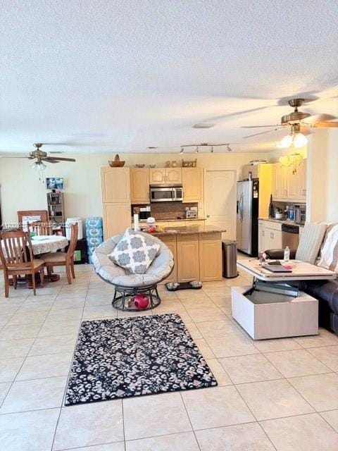 1121 NW 86th Terrace, Pembroke Pines, FL 33024 photo 5