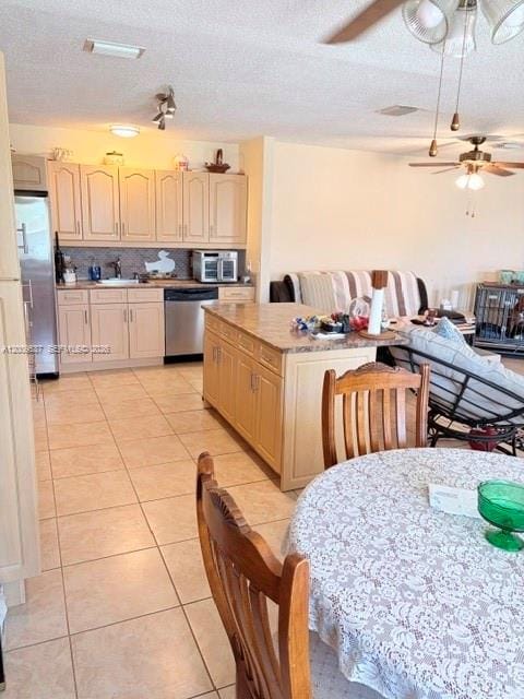 1121 NW 86th Terrace, Pembroke Pines, FL 33024 photo 8