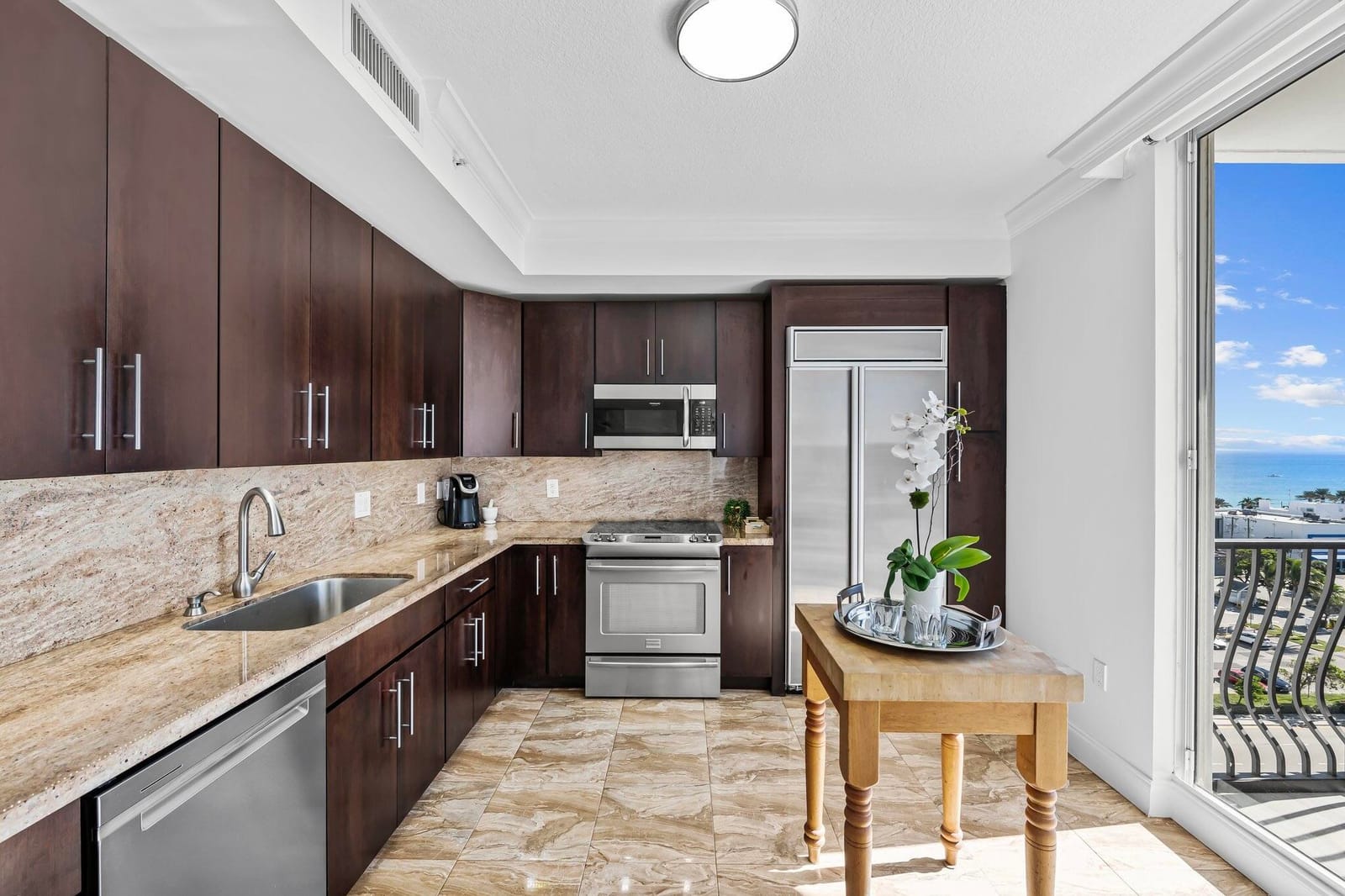 100 S Birch Road 1004, Fort Lauderdale, FL 33316 photo 4