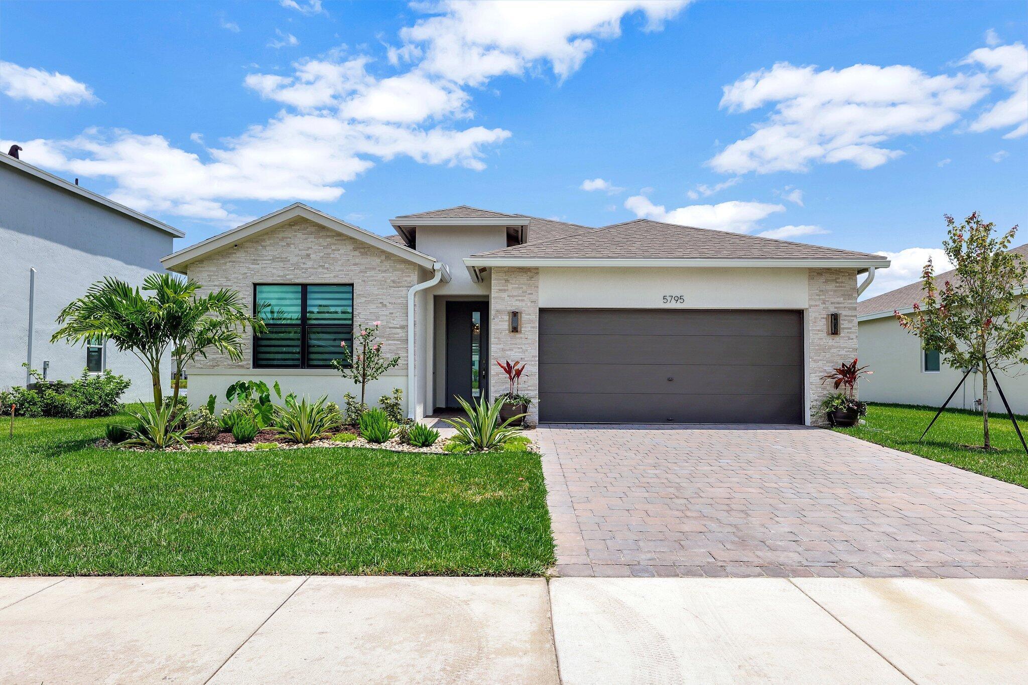 5795 SE Sky Blue Circle, Stuart, FL 34997, Stuart
