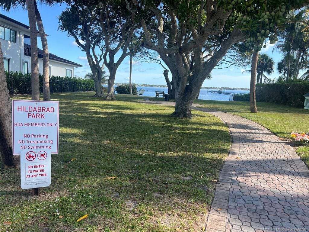 818 SE Riverside Drive, Stuart, FL 34994 photo 8