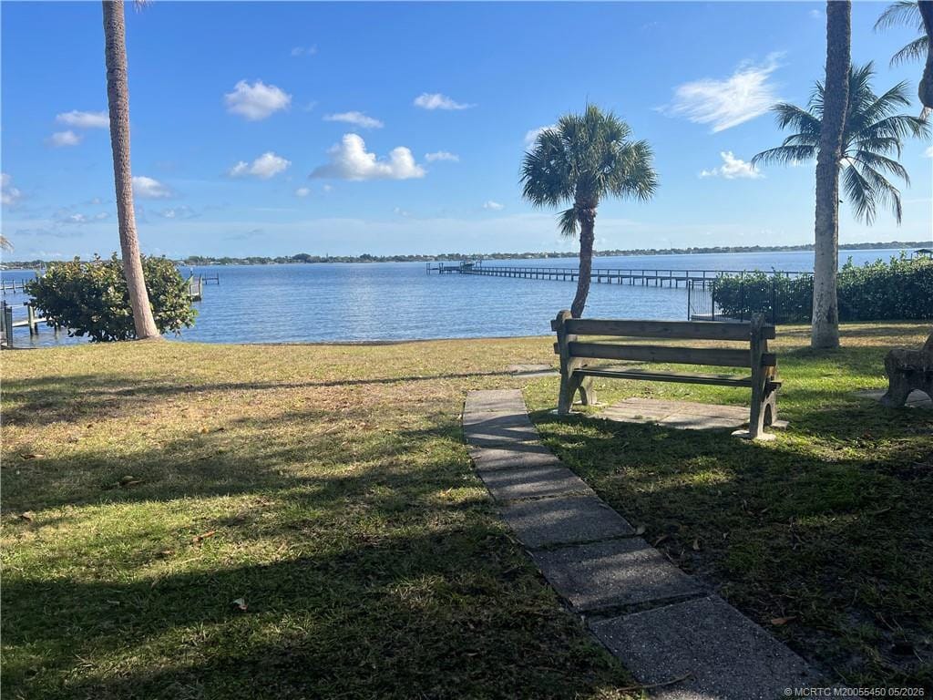 818 SE Riverside Drive, Stuart, FL 34994 photo 9