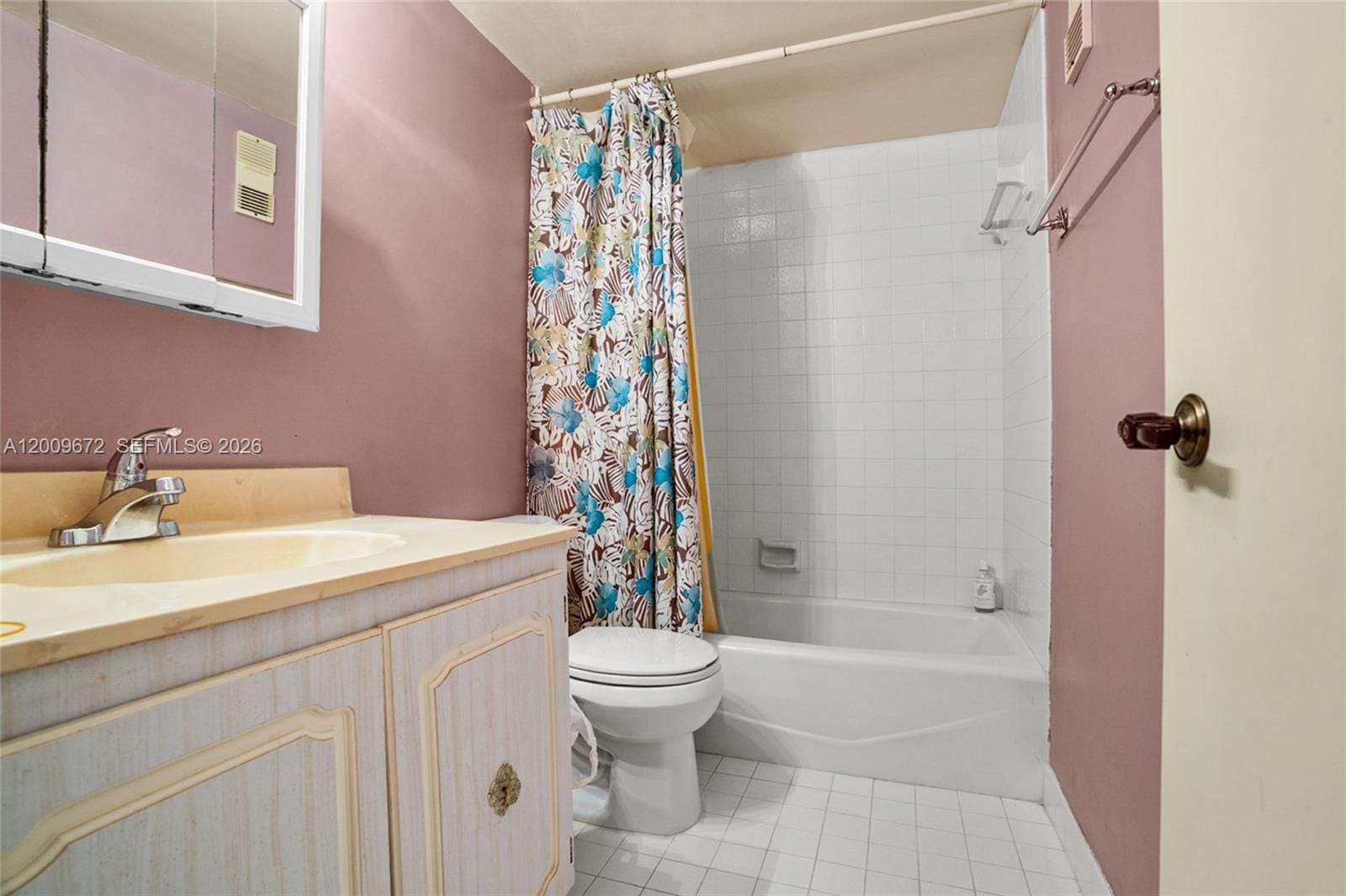 3940 Inverrary Boulevard 304A, Lauderhill, FL 33319 photo 16