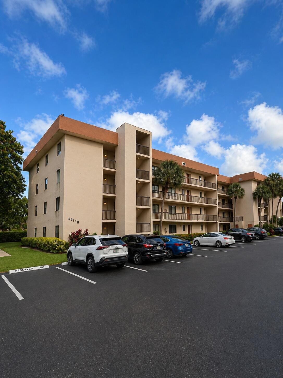 5917 Vía Vermilya 406, Atlantis, FL 33462 photo 1
