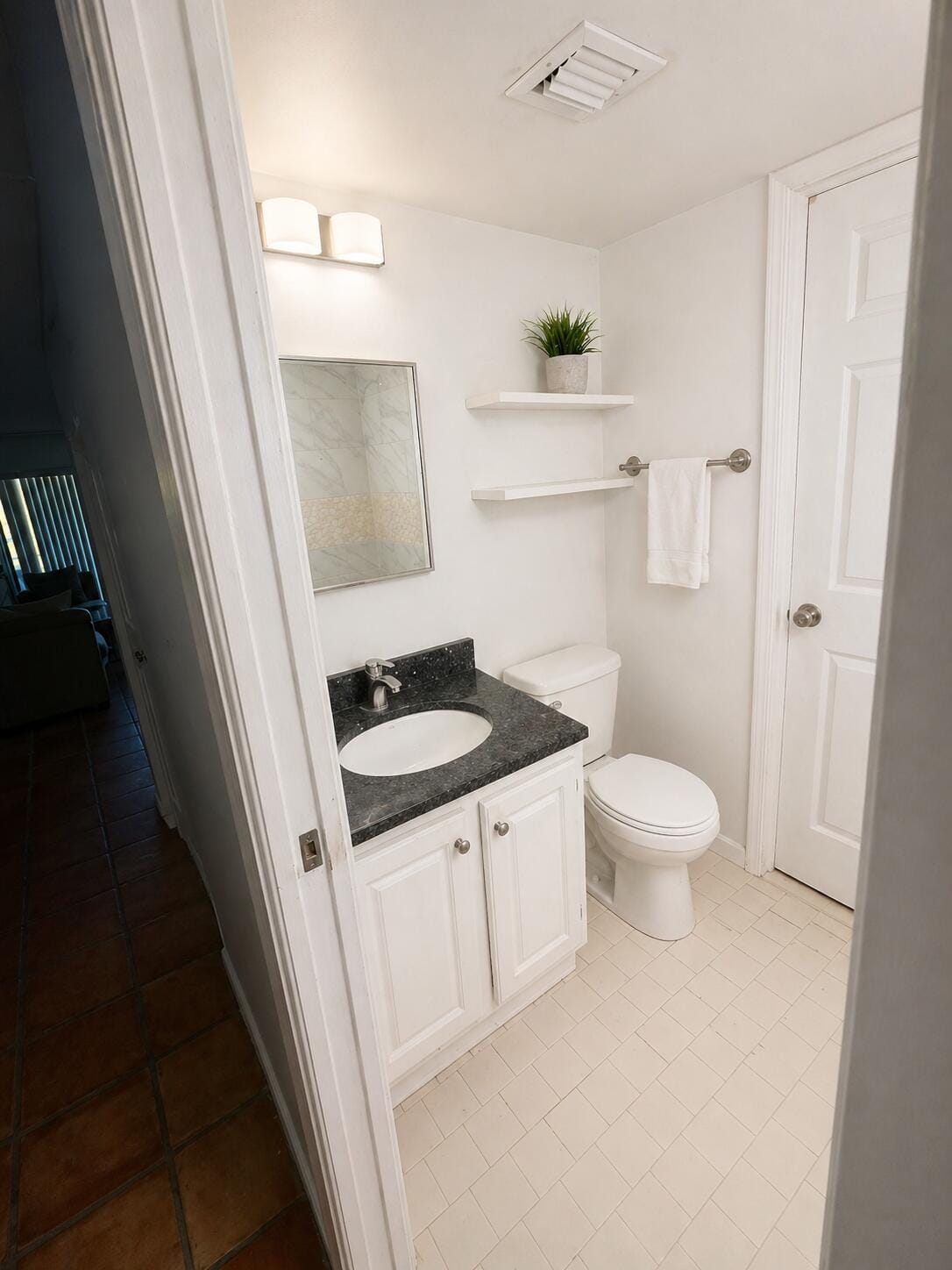 5917 Vía Vermilya 406, Atlantis, FL 33462 photo 11
