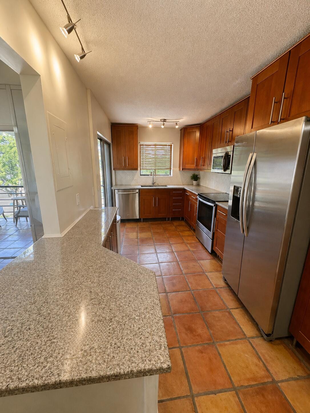 5917 Vía Vermilya 406, Atlantis, FL 33462 photo 5