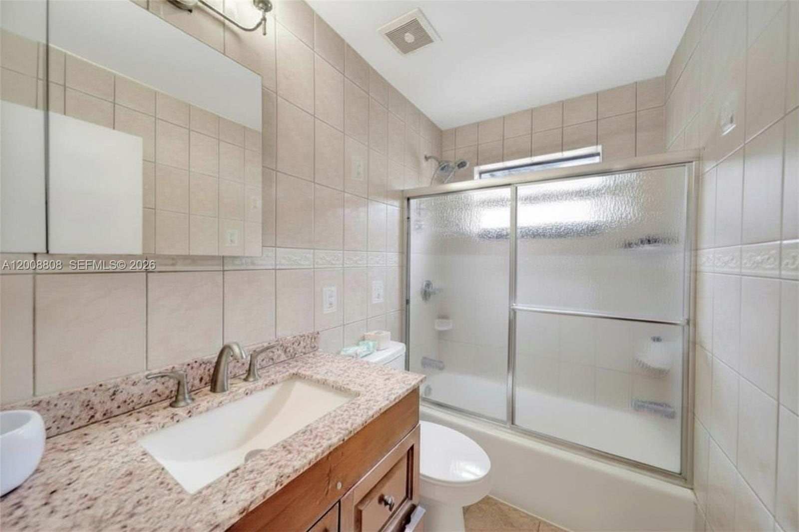 565 NE 160th Street, Miami, FL 33162 photo 16