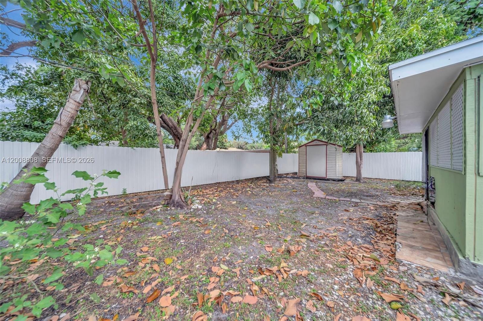 565 NE 160th Street, Miami, FL 33162 photo 19