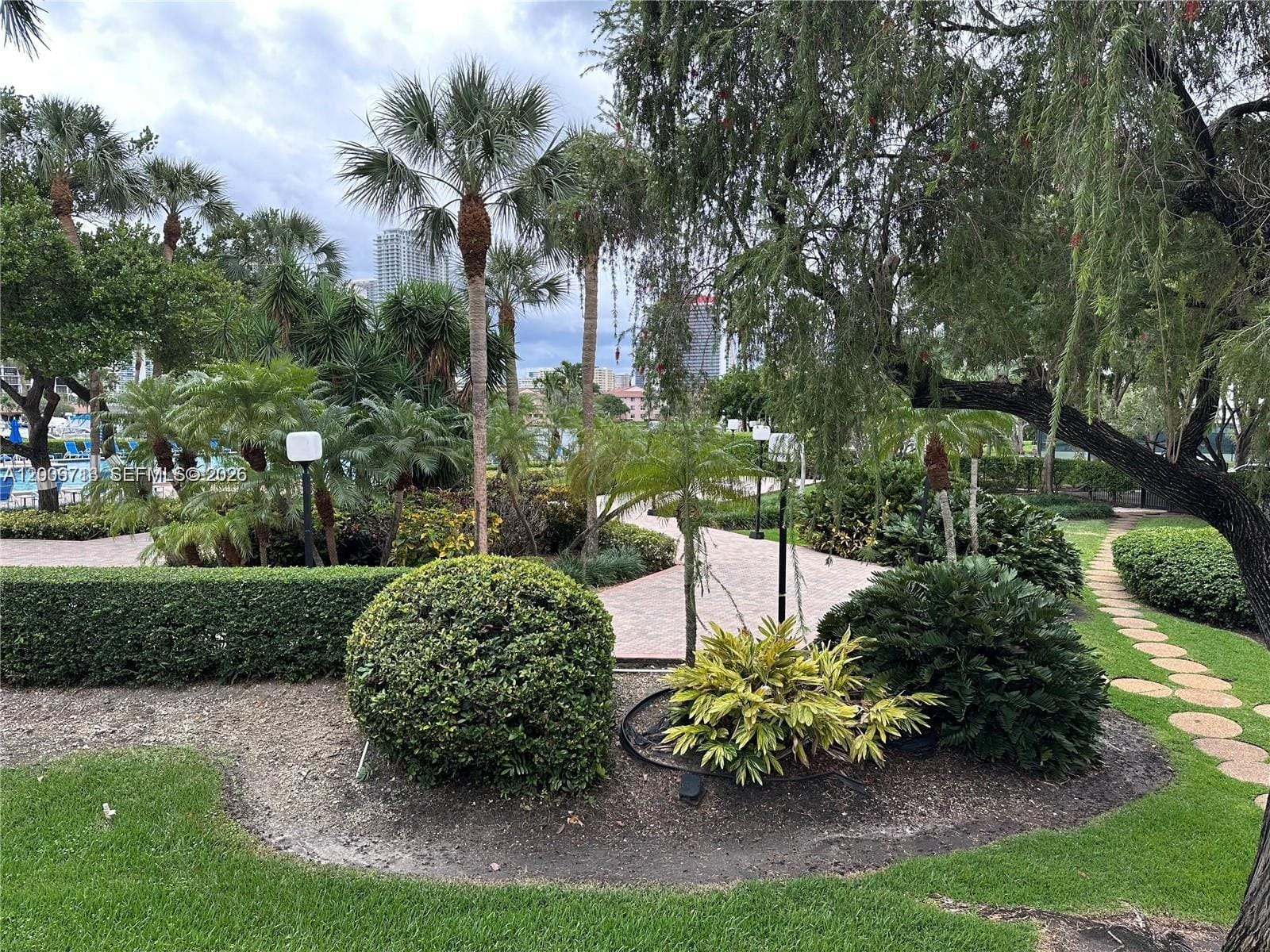 600 Three Islands Boulevard 1402, Hallandale Beach, FL 33009 photo 2